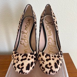 Sam Edelman animal print calf hair heels sz8.5